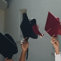 Animation montrant un coach et un manager autour d’un module “Résoudre un conflit”. Illustration d’un accompagnement structuré pour la gestion rapide et collaborative des conflits.